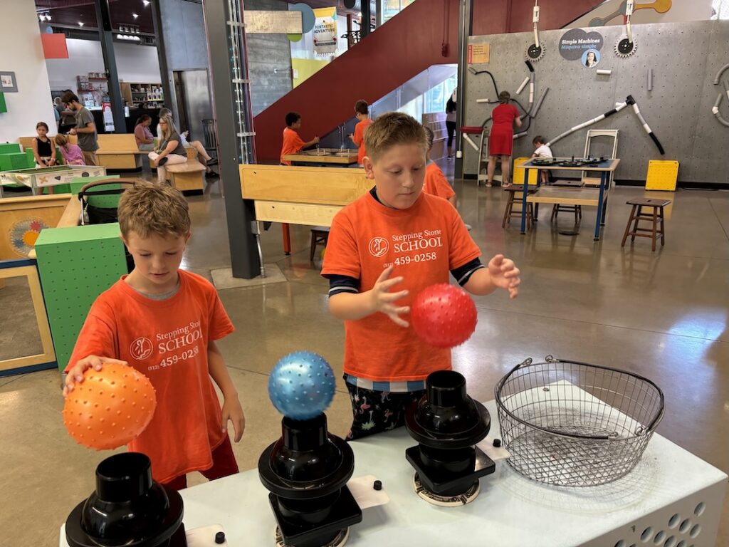 Winter Wonderlab Air Station